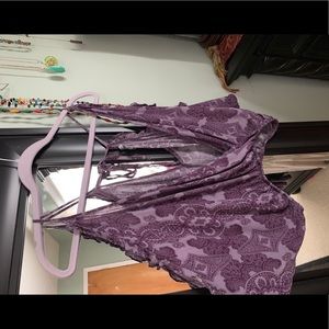 ✨Charlotte Russe festive and fun key hole top✨